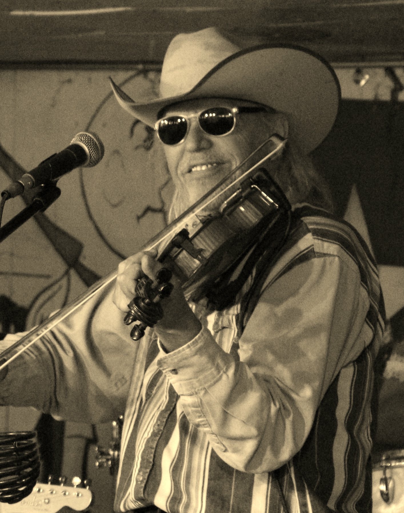 Broken Spoke exterior